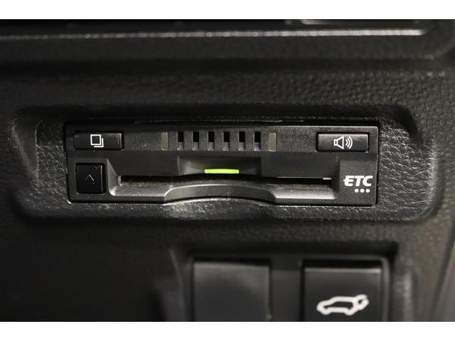 カローラクロス Ｚ　１年保証　ワンオーナー　ＤＶＤ再生　ミュージックプレイヤー接続可　バックカメラ　衝突被害軽減システム　ＥＴＣ　ＬＥＤヘッドランプ（9枚目）