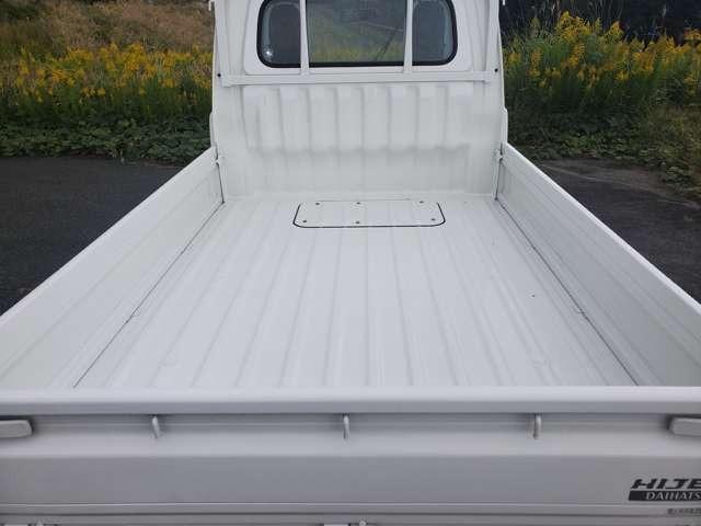 ハイゼットトラック エアコン・パワステ　スペシャル　３方開　４ＷＤ　５速マニュアル（8枚目）