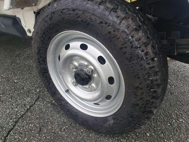 ハイゼットトラック エアコン・パワステ　スペシャル　３方開　４ＷＤ　５速マニュアル（15枚目）