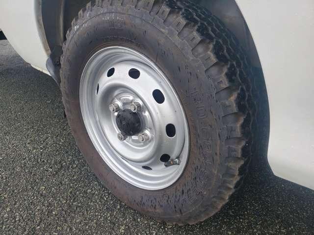 ハイゼットトラック エアコン・パワステ　スペシャル　３方開　４ＷＤ　５速マニュアル（17枚目）