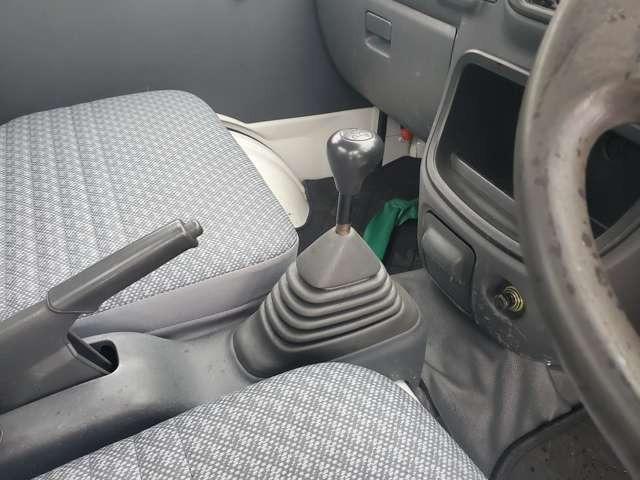 ハイゼットトラック エアコン・パワステ　スペシャル　３方開　４ＷＤ　５速マニュアル（24枚目）