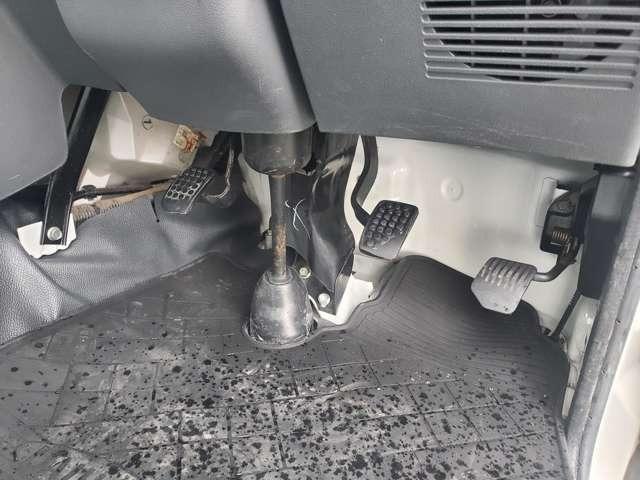 ハイゼットトラック エアコン・パワステ　スペシャル　３方開　４ＷＤ　５速マニュアル（27枚目）