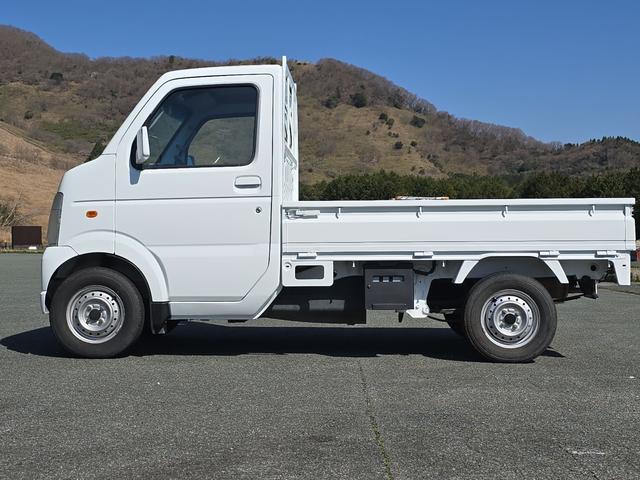 キャリイトラック 　４ＷＤ　ＭＴ　エアコン（5枚目）