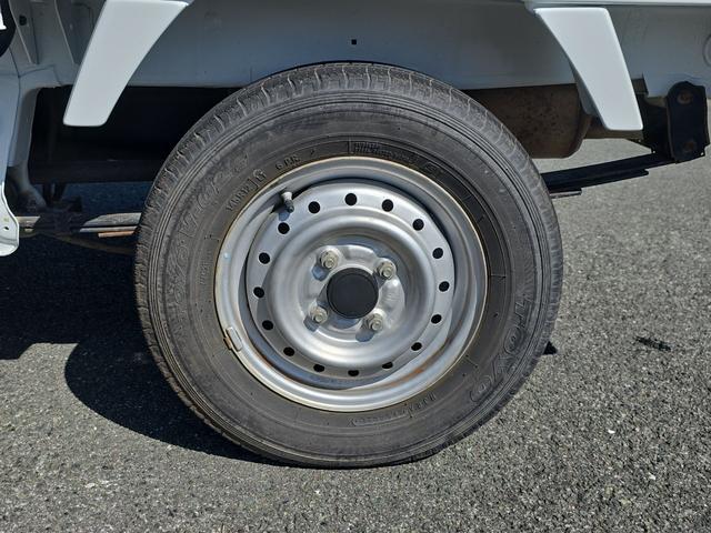 キャリイトラック 　４ＷＤ　ＭＴ　エアコン（29枚目）