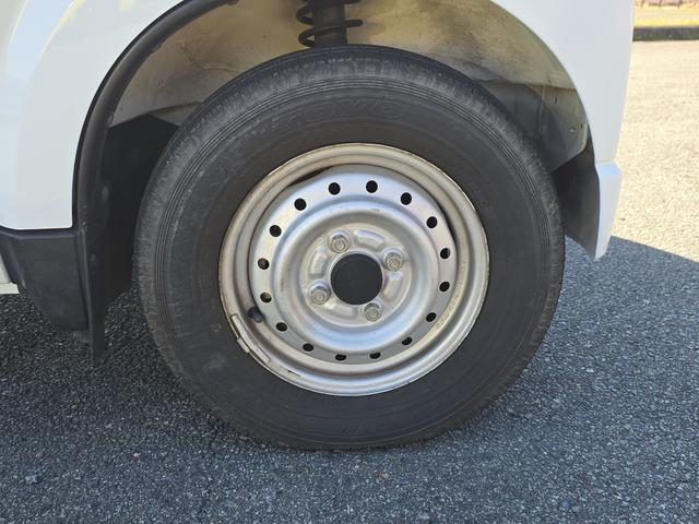 キャリイトラック 　４ＷＤ　ＭＴ　エアコン（31枚目）