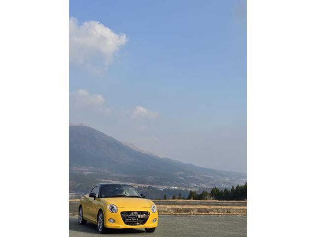 コペン ２０ｔｈアニバーサリーエディション　オープンカー　ＬＥＤヘッドランプ　ＭＴ　スマートキー　アイドリングストップ　シートヒーター　アルミホイール　盗難防止システム　衝突安全ボディ　ＡＢＳ　ＥＳＣ　エアコン　パワーステアリング（27枚目）