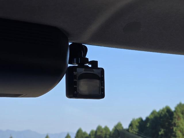 タント Ｘ　ＶＳ　ＳＡＩＩＩ　ドライブレコーダー　全周囲カメラ　両側電動スライドドア　ＴＶ　クリアランスソナー　衝突被害軽減システム　オートマチックハイビーム　オートライト　スマートキー　アイドリングストップ　電動格納ミラー（4枚目）