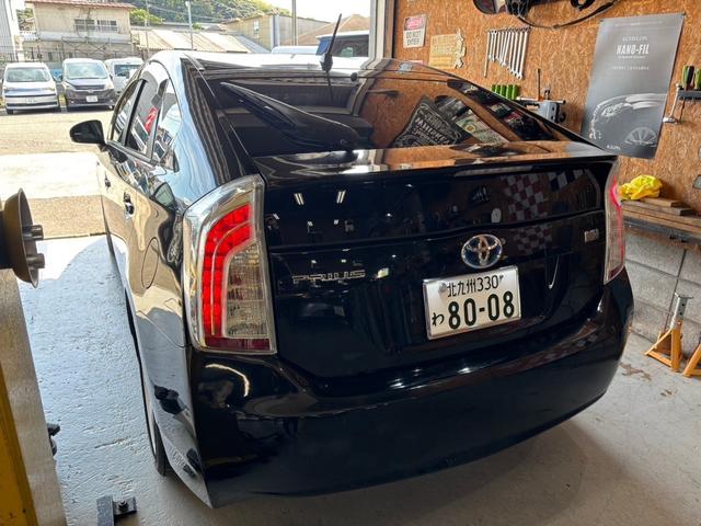 プリウス S ハイブリッドバッテリー交換済み(8枚目)