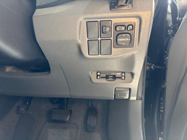 プリウス S ハイブリッドバッテリー交換済み(16枚目)