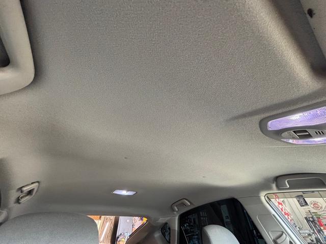 プリウス S ハイブリッドバッテリー交換済み(23枚目)