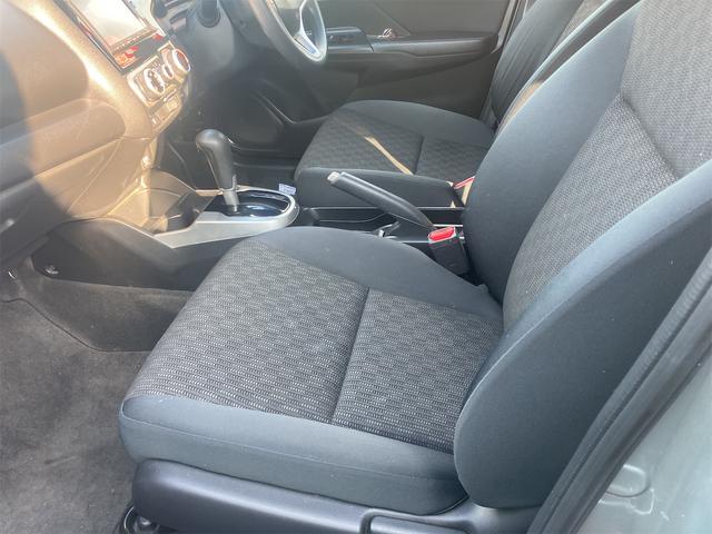 フィット １３Ｇ・Ｆパッケージ　バックカメラ　ナビ　スマートキー　アイドリングストップ　電動格納ミラー　ＣＶＴ　盗難防止システム　衝突安全ボディ　ＡＢＳ　ＥＳＣ　ＣＤ　ＵＳＢ　ミュージックプレイヤー接続可　エアコン（34枚目）