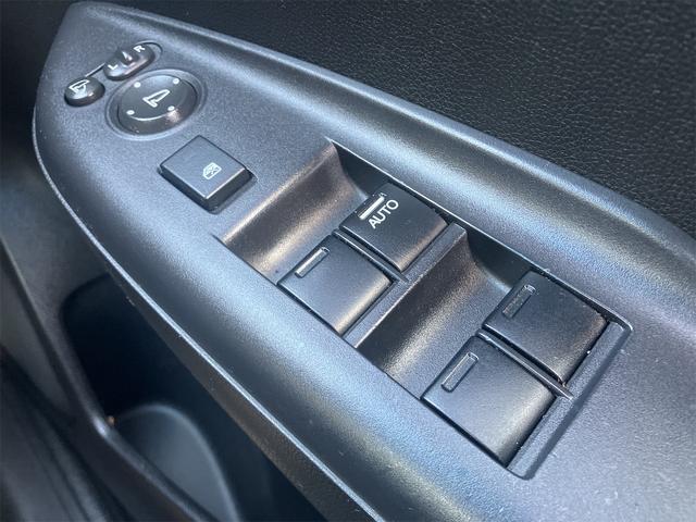 フィット １３Ｇ・Ｆパッケージ　バックカメラ　ナビ　スマートキー　アイドリングストップ　電動格納ミラー　ＣＶＴ　盗難防止システム　衝突安全ボディ　ＡＢＳ　ＥＳＣ　ＣＤ　ＵＳＢ　ミュージックプレイヤー接続可　エアコン（43枚目）