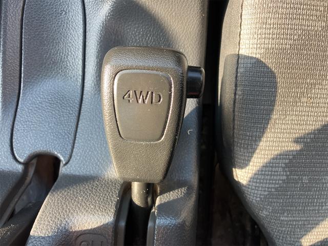 キャリイトラック ＫＣエアコン・パワステ　４ＷＤ　軽トラック　ＭＴ　エアコン　パワーステアリング（31枚目）