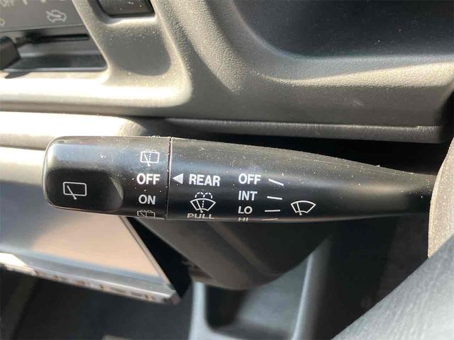 ジムニー ワイルドウインド　４ＷＤ　ナビ　ＴＶ　キーレスエントリー　電動格納ミラー　シートヒーター　ＡＴ　ＡＢＳ　ＣＤ　ＵＳＢ　ミュージックプレイヤー接続可　アルミホイール　衝突安全ボディ　エアコン　パワーウィンドウ（40枚目）