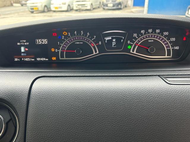 Ｎ－ＢＯＸカスタム Ｇ・Ｌホンダセンシング　Ｇ・Ｌホンダセンシング　ＳＤナビ　バックカメラ　クルーズコントロール　ＬＥＤヘッドライト　スマートキー　純正ビルドインＥＴＣ　オートエアコン　純正１４インチアルミ　片側電動スライドドア（4枚目）