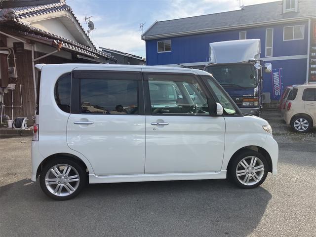 タント カスタムＲＳ　インタークーラーターボ車　左側パワースライドドア　ＭＯＭＯステアリング　ミラーウィンカー　フォグランプ　スマートキー　プッシュスタートボタン（15枚目）