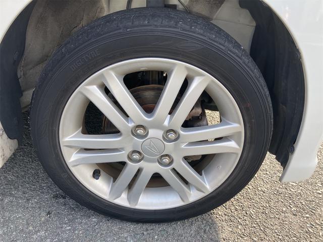 タント カスタムＲＳ　インタークーラーターボ車　左側パワースライドドア　ＭＯＭＯステアリング　ミラーウィンカー　フォグランプ　スマートキー　プッシュスタートボタン（17枚目）