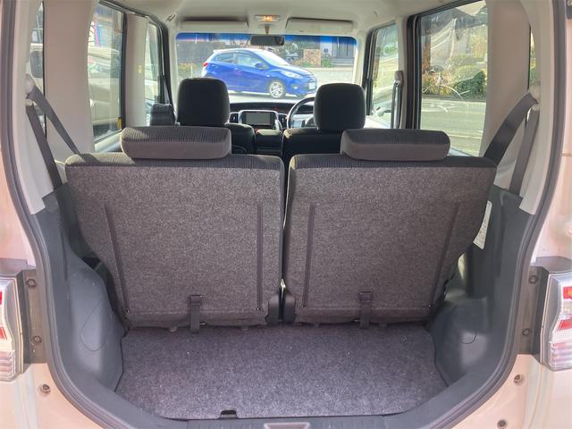 タント カスタムＲＳ　インタークーラーターボ車　左側パワースライドドア　ＭＯＭＯステアリング　ミラーウィンカー　フォグランプ　スマートキー　プッシュスタートボタン（31枚目）