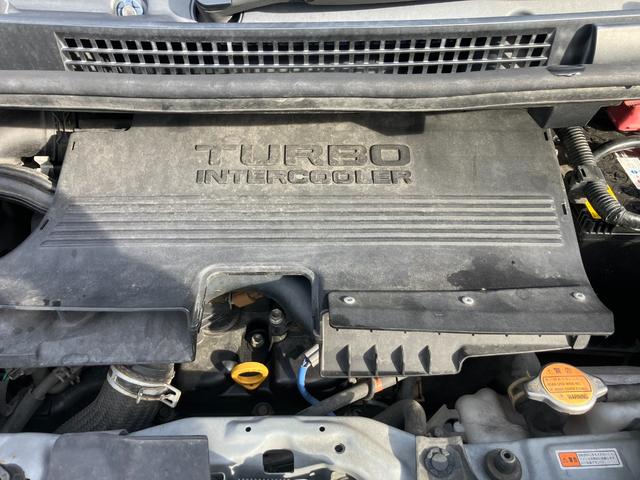 タント カスタムＲＳ　インタークーラーターボ車　左側パワースライドドア　ＭＯＭＯステアリング　ミラーウィンカー　フォグランプ　スマートキー　プッシュスタートボタン（33枚目）