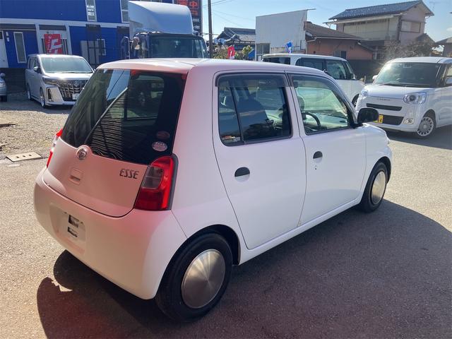 エッセ 　ローダウン　マニュアル５速車（6枚目）