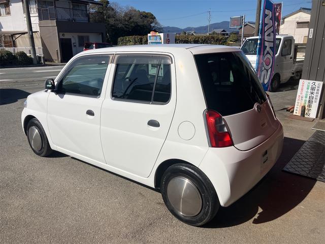 エッセ 　ローダウン　マニュアル５速車（7枚目）