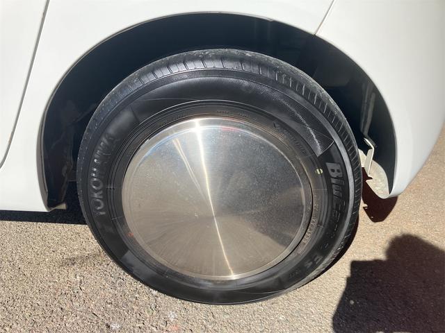 エッセ 　ローダウン　マニュアル５速車（9枚目）