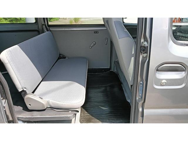 ＮＶ１００クリッパーバン ＤＸハイルーフ　キャンピングカーベット２席・オートマ・フル装備・車検Ｒ８年１１月・カロッツェリアナビ・フルセグ・Ｒフリップダウンモニター・社外１４ＡＷ・ＬＥＤライト・ＬＥＤポジジョン・ＬＥＤフォグランプ・キーレス（25枚目）