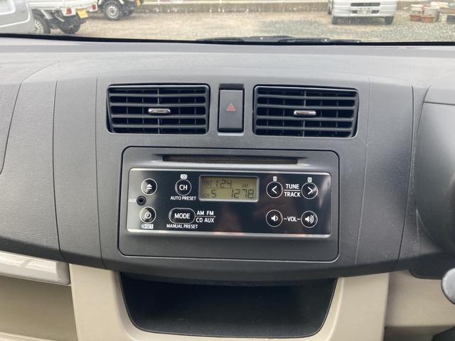 ムーヴ Ｘ　オートライト　スマートキー　アイドリングストップ　電動格納ミラー　ベンチシート　ＣＶＴ　盗難防止システム　ＡＢＳ　ＣＤ　ミュージックプレイヤー接続可　アルミホイール　衝突安全ボディ　エアコン（4枚目）