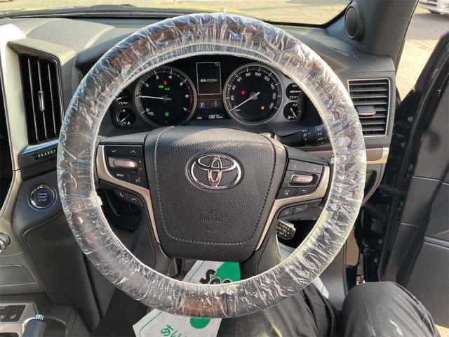 ランドクルーザー ZX 4WD ドライブレコーダー バックカメラ クリアランスソナー オートクルーズコントロール パワーシート 衝突被害軽減システム サンルーフ ナビ オートマチックハイビーム LEDヘッドランプ(3枚目)