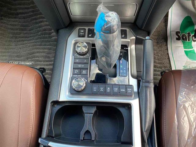 ランドクルーザー ZX 4WD ドライブレコーダー バックカメラ クリアランスソナー オートクルーズコントロール パワーシート 衝突被害軽減システム サンルーフ ナビ オートマチックハイビーム LEDヘッドランプ(7枚目)