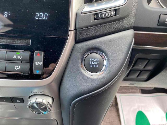 ランドクルーザー ZX 4WD ドライブレコーダー バックカメラ クリアランスソナー オートクルーズコントロール パワーシート 衝突被害軽減システム サンルーフ ナビ オートマチックハイビーム LEDヘッドランプ(57枚目)