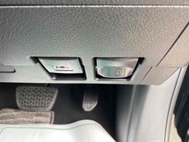 ランドクルーザー ZX 4WD ドライブレコーダー バックカメラ クリアランスソナー オートクルーズコントロール パワーシート 衝突被害軽減システム サンルーフ ナビ オートマチックハイビーム LEDヘッドランプ(61枚目)