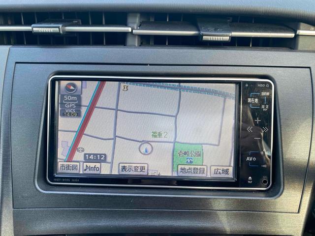 プリウス Ｓツーリングセレクション　ＥＴＣ　バックカメラ　ナビ　アルミホイール　ＬＥＤヘッドランプ　ヘッドライトウォッシャー　ＣＶＴ　スマートキー　アイドリングストップ　電動格納ミラー　盗難防止システム　ＣＤ（4枚目）