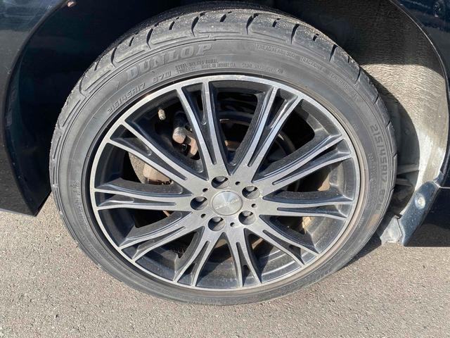 プリウス Ｓツーリングセレクション　ＥＴＣ　バックカメラ　ナビ　アルミホイール　ＬＥＤヘッドランプ　ヘッドライトウォッシャー　ＣＶＴ　スマートキー　アイドリングストップ　電動格納ミラー　盗難防止システム　ＣＤ（48枚目）