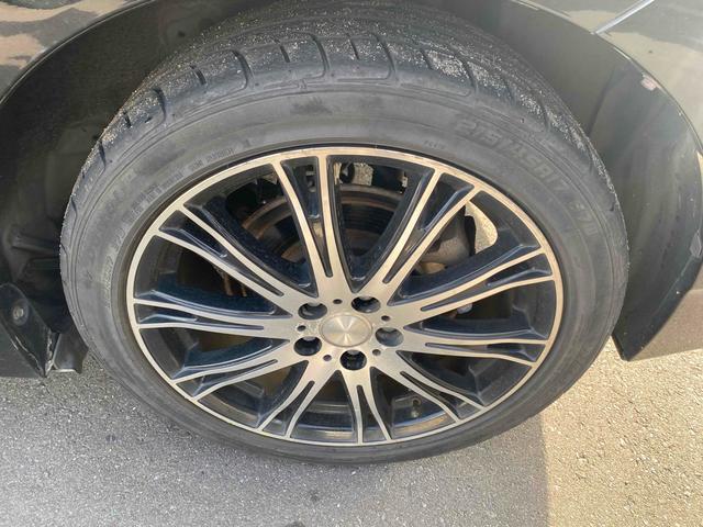 プリウス Ｓツーリングセレクション　ＥＴＣ　バックカメラ　ナビ　アルミホイール　ＬＥＤヘッドランプ　ヘッドライトウォッシャー　ＣＶＴ　スマートキー　アイドリングストップ　電動格納ミラー　盗難防止システム　ＣＤ（50枚目）