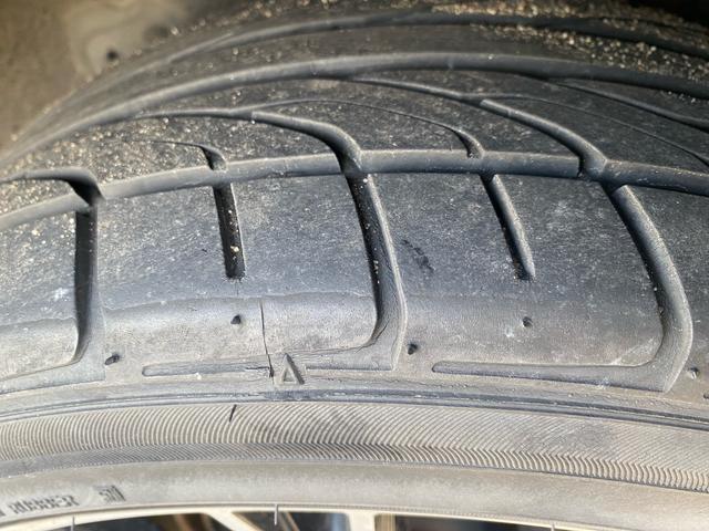 プリウス Ｓツーリングセレクション　ＥＴＣ　バックカメラ　ナビ　アルミホイール　ＬＥＤヘッドランプ　ヘッドライトウォッシャー　ＣＶＴ　スマートキー　アイドリングストップ　電動格納ミラー　盗難防止システム　ＣＤ（77枚目）