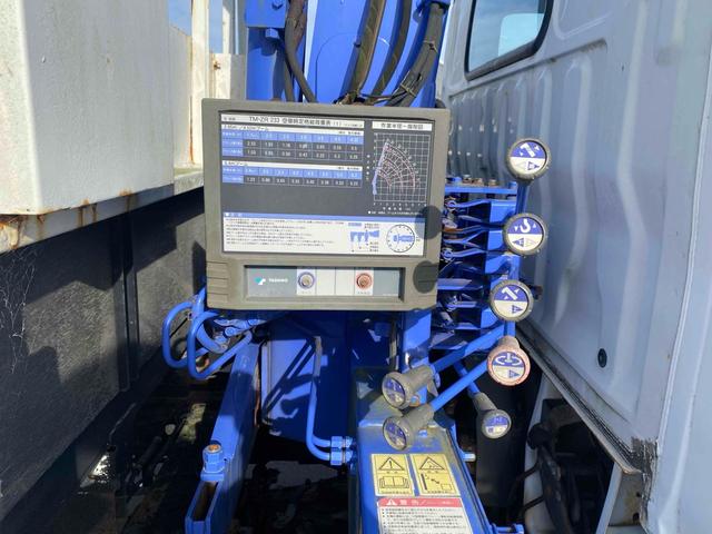 デュトロ ベースグレード　トラック　ＭＴ　エアコン　パワーウィンドウ　運転席エアバッグ（20枚目）