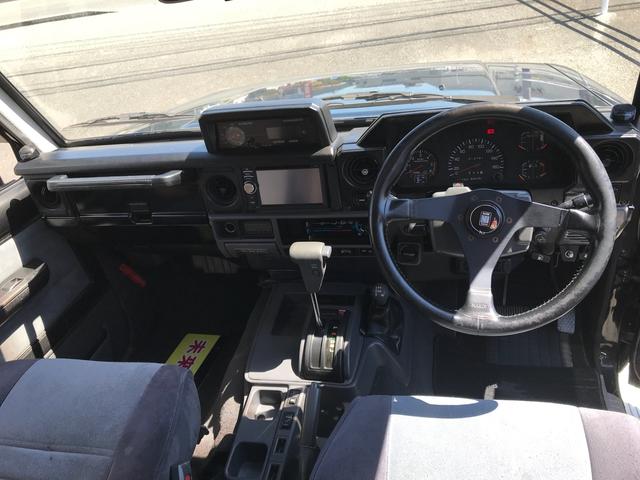 EXワイド サンルーフ 4WD AW 8名乗り ディーゼル(11枚目)