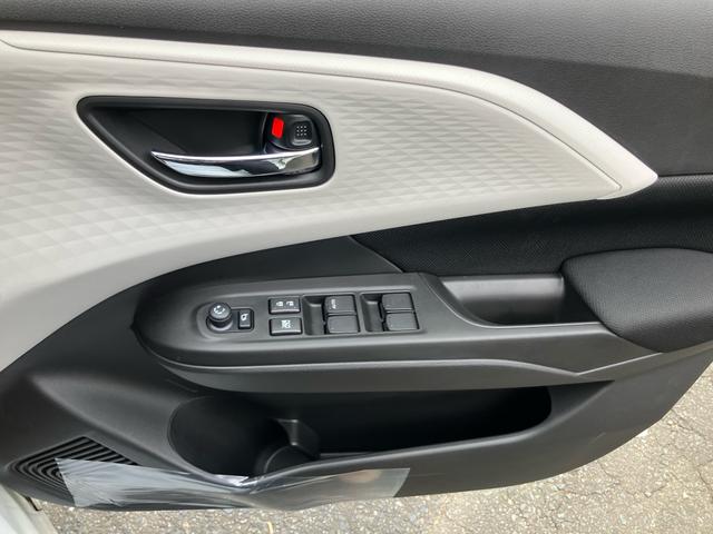 スイフト ＸＧ　ＸＧ　登録済未使用車　シートヒーター　スマートキー（13枚目）