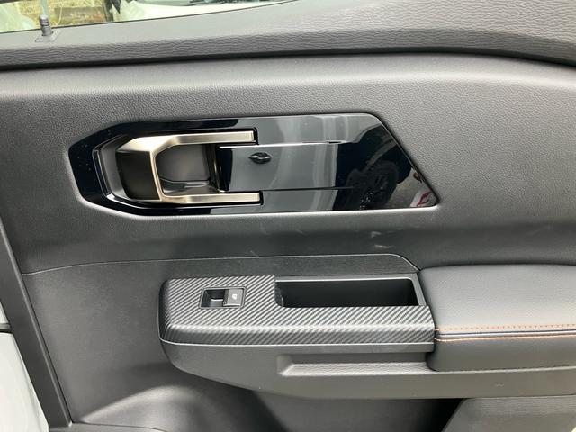 トライトン ＧＳＲ　メモリーナビ　Ｂｌｕｅｔｏｏｔｈ　フルセグ　車検令和８年７月　スマートキー　ディーゼル　４ＷＤ　クリアランスソナー　パワーシート（16枚目）