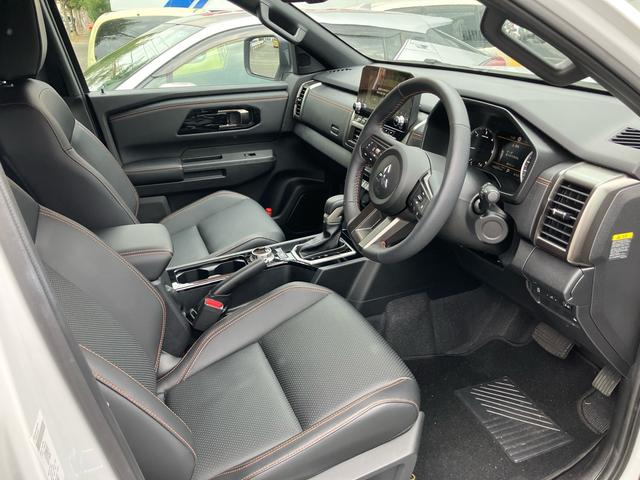 トライトン ＧＳＲ　メモリーナビ　Ｂｌｕｅｔｏｏｔｈ　フルセグ　車検令和８年７月　スマートキー　ディーゼル　４ＷＤ　クリアランスソナー　パワーシート（18枚目）