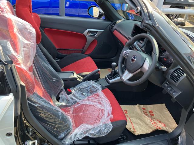 ���_��ɕK�v�Ȃ��̂́A����ƈ�ӏؖ��ł��B�܂����z�ɋK��͂���܂��񂪁A��t�������a���������������Ǝv���܂��B