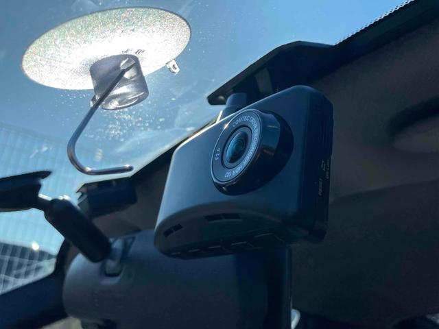 �h���C�u���R�[�_�[�����Ă��܂��I�������̂��N�����Ă��܂�����B����Ȏ��ɐS���������ɂȂ�̂��A�^�]�̋L�^���f���Ɖ��ŋL�^����h���C�u���R�[�_�[�ł��B