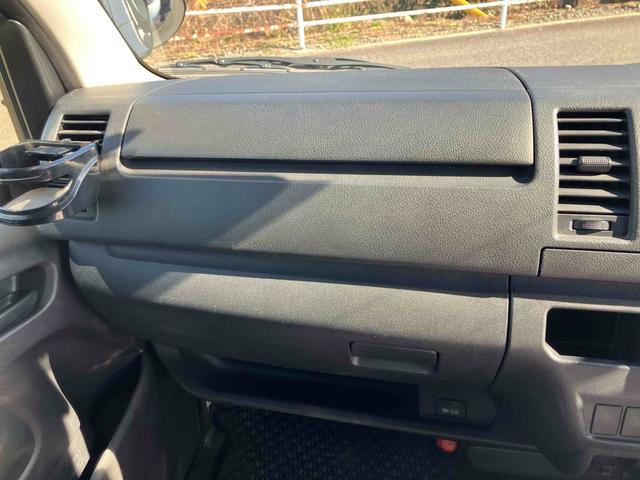 ハイエースバン ＤＸ　ドライブレコーダー　ＥＴＣ　バックカメラ　ナビ　ＴＶ　クリアランスソナー　衝突被害軽減システム　スライドドア　ＬＥＤヘッドライト　キーレスエントリー　１００Ｖ電源　エアコン（24枚目）