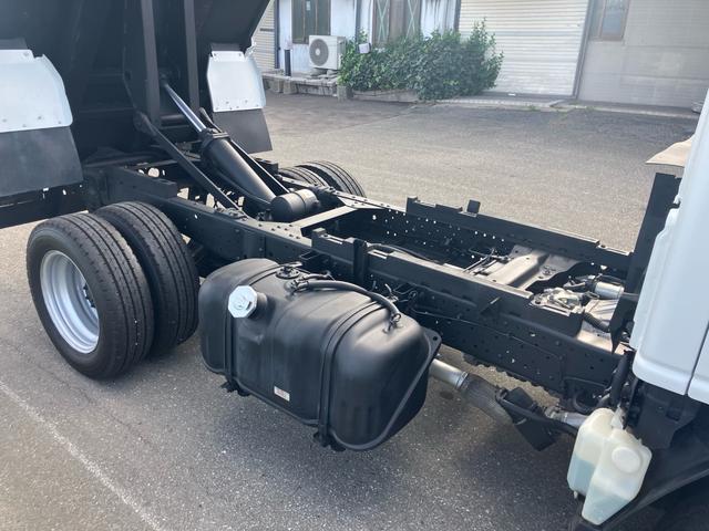エルフトラック 強化ダンプ 低床 積載量2t 後輪ダブル(15枚目)