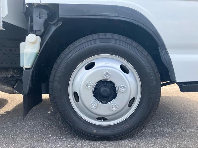 エルフトラック 強化ダンプ 低床 積載量2t 後輪ダブル(20枚目)