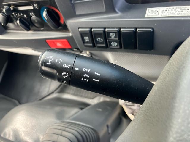 エルフトラック 強化ダンプ 低床 積載量2t 後輪ダブル(43枚目)