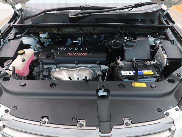 240S 純正ナビ バックカメラ パドルシフト ダウンヒルアシスト HIDヘッド 革巻きステアリング 純正17インチAW 7人乗り スマートキー(12枚目)