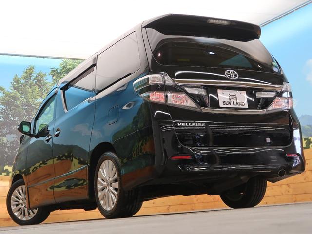 2.4Z サンルーフ アルパインナビ/フリップダウンモニター 両側電動ドア コーナーセンサー 禁煙車 HIDヘッド/フォグ スマートキー 純正18AW ビルトインETC バックカメラ 7人乗り(17枚目)