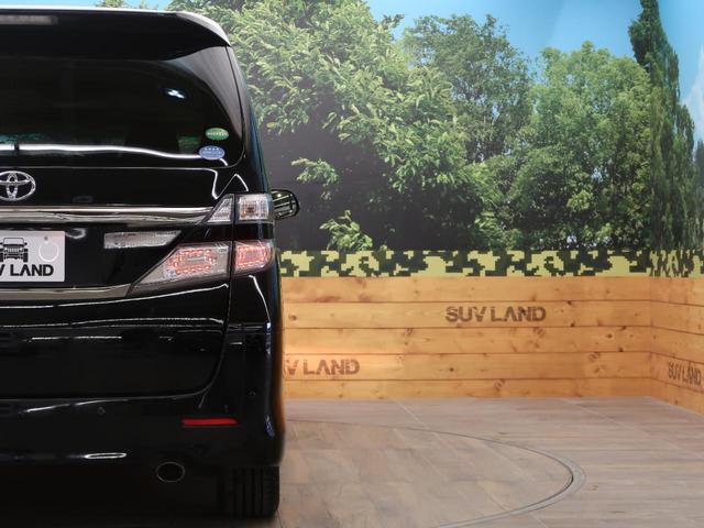 2.4Z サンルーフ アルパインナビ/フリップダウンモニター 両側電動ドア コーナーセンサー 禁煙車 HIDヘッド/フォグ スマートキー 純正18AW ビルトインETC バックカメラ 7人乗り(30枚目)